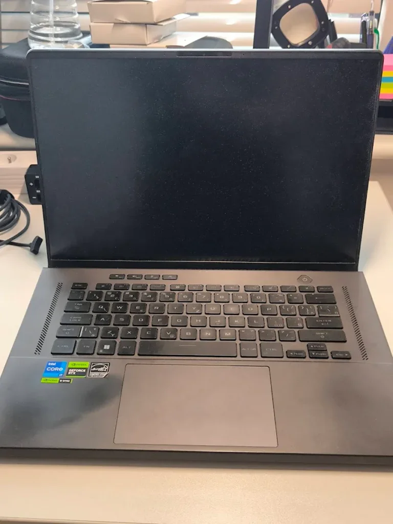 ASUS ROG Zephyrus G16 – odstránenie liquid metalu a PTM