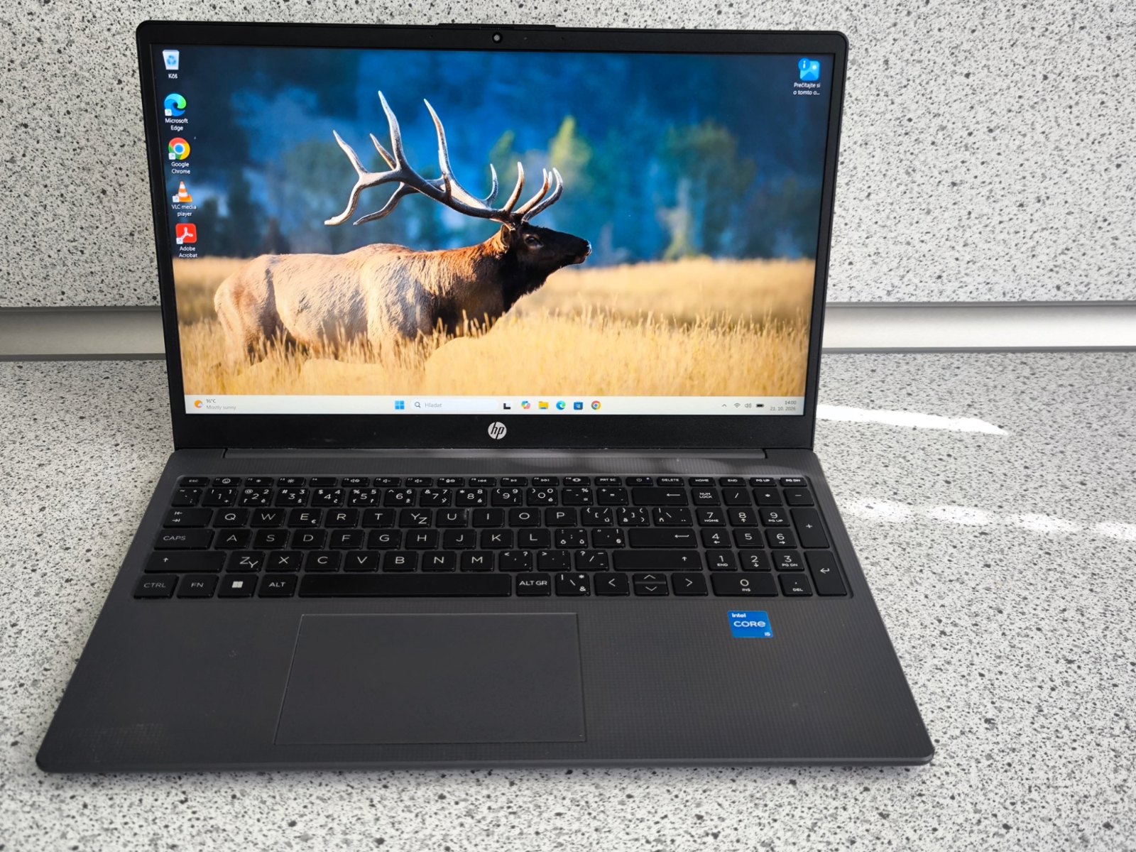 Výmena displeja notebooku HP 250 G10, čistenie a nový Windows, Košice 1 HP 250 G10 po výmene displeja – notebook funguje