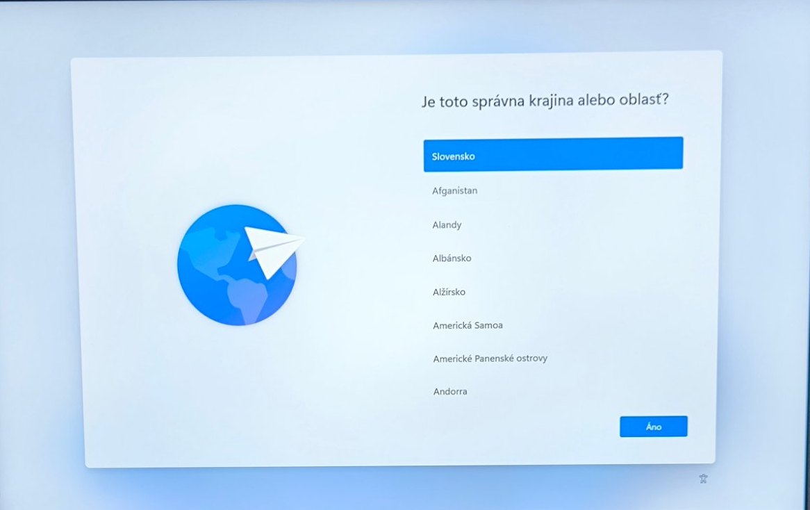 Inštalácia Windows 11 s ovládačmi – herný notebook Gigabyte A16, Košice 2 Prvotné nastavenie Windows 11 po čistej inštalácii – výber krajiny Slovensko