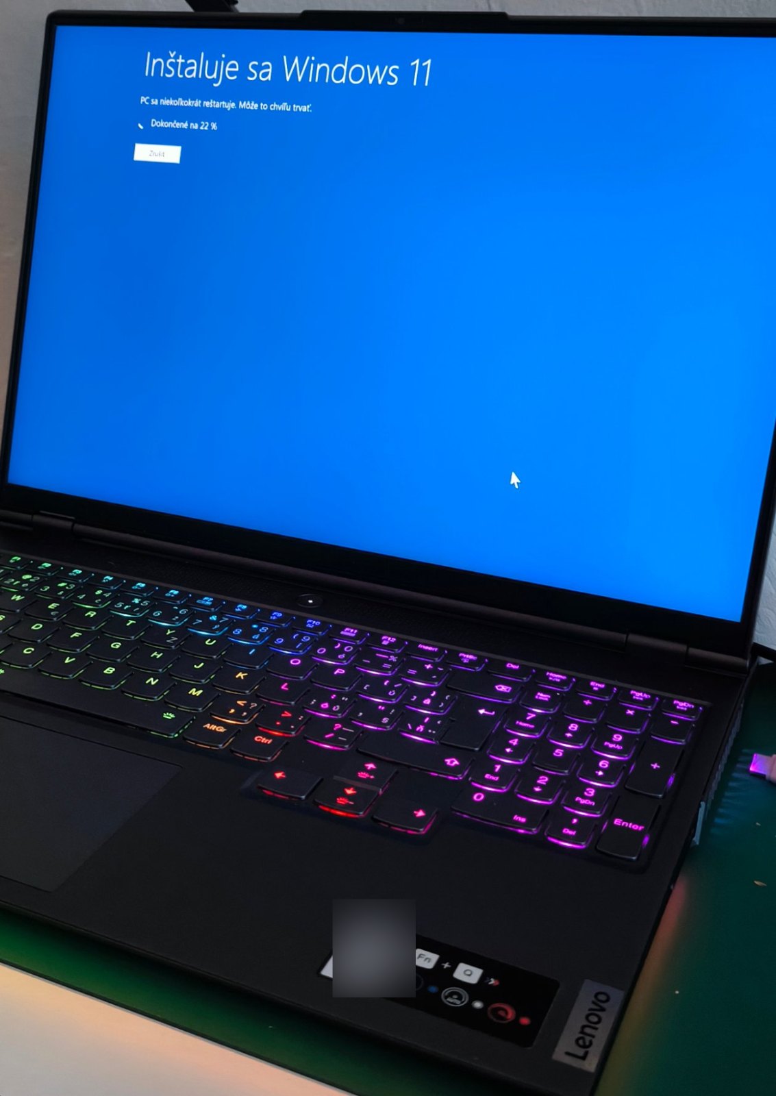 Reball CPU – Lenovo Legion 7 s reštartmi, oprava ktorú robí málokto, Košice 4 Lenovo Legion 7 – inštalácia Windows 11 po oprave